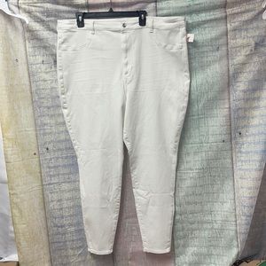 Brand new Woman’s jeans American Eagle